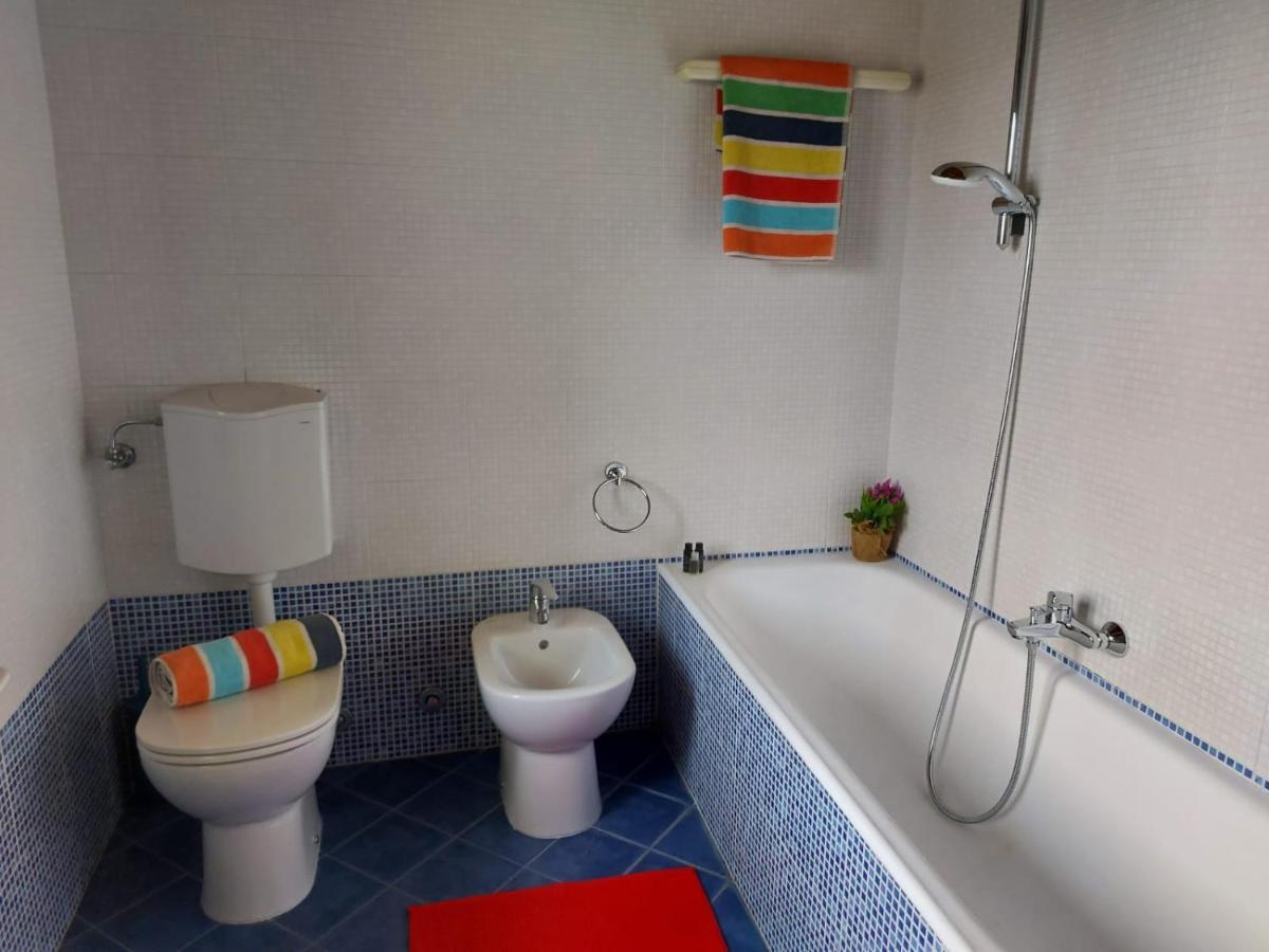 Cadrezzate Bnbook Casa Dei Peschi - Lago Di Monate מראה חיצוני תמונה