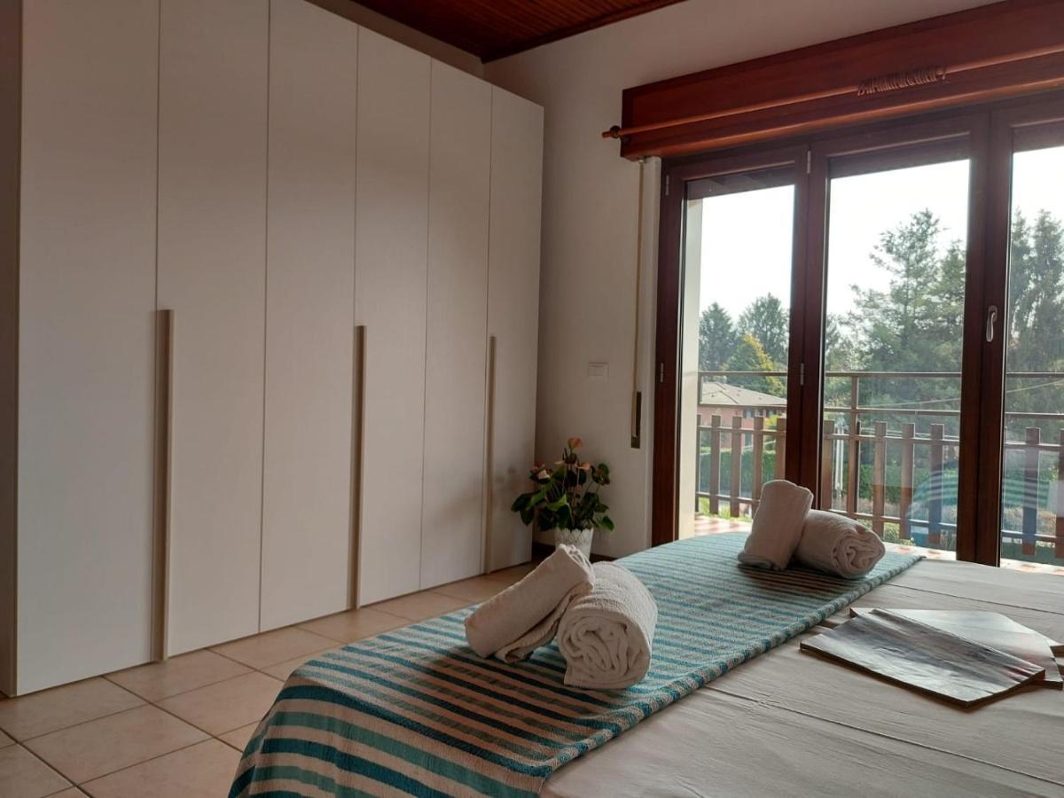 Cadrezzate Bnbook Casa Dei Peschi - Lago Di Monate מראה חיצוני תמונה